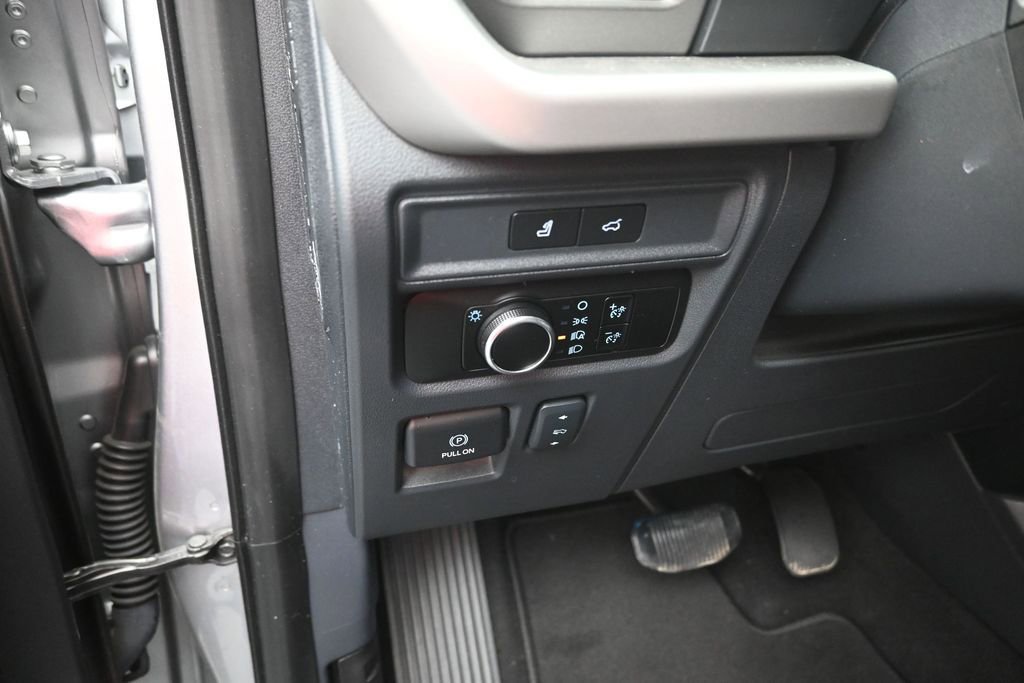 Certified 2024 Ford Expedition Max XLT RWD image 13