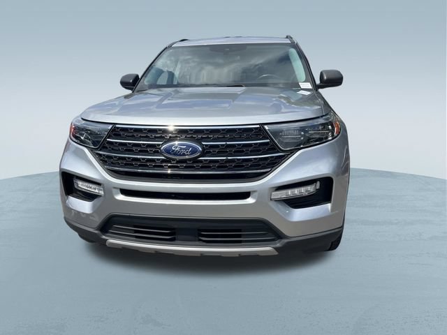 Certified 2023 Ford Explorer XLT w/ Equipment Group 202A AWD/4WD image 10