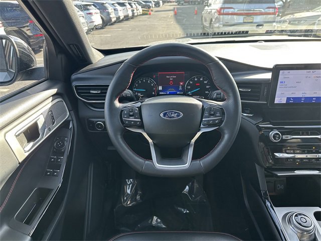 Certified 2023 Ford Explorer ST-Line w/ Class IV Trailer Tow Package image 15