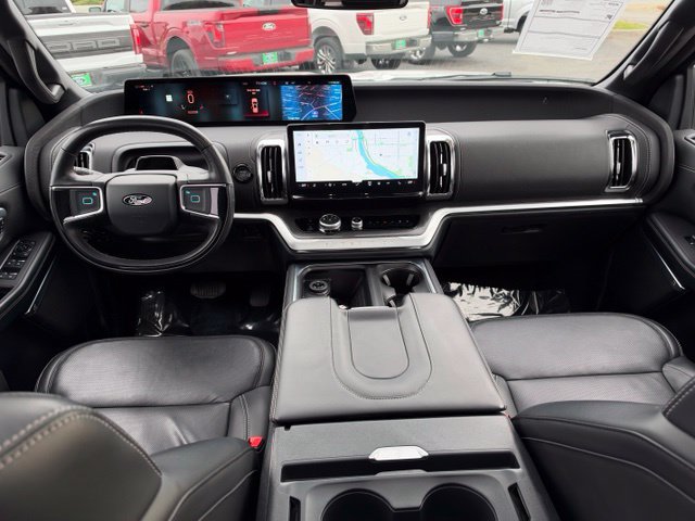 Certified 2025 Ford Expedition Max Platinum w/ Stealth Appearance Package AWD/4WD image 6