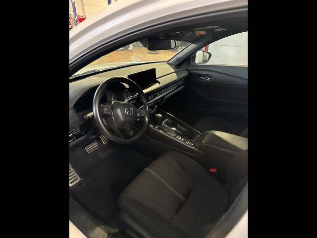 Used 2024 Honda Accord Sport image 4