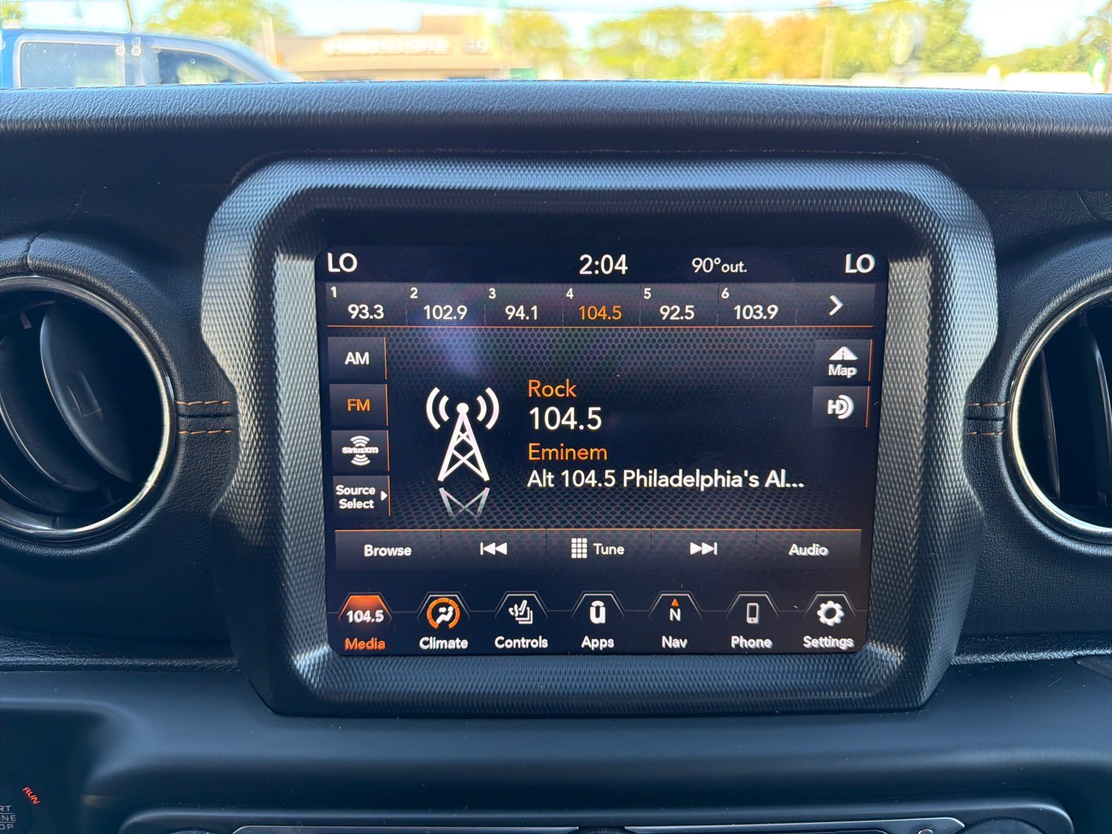 Used 2021 Jeep Gladiator Overland AWD/4WD image 15