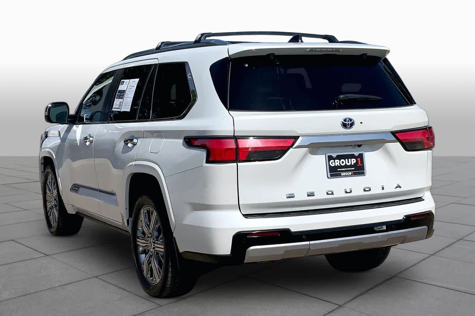 Used 2024 Toyota Sequoia Capstone AWD/4WD image 12