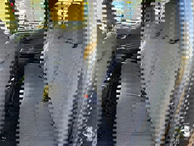 Used 2019 Toyota Tacoma TRD Off-Road w/ Technology Package image 7