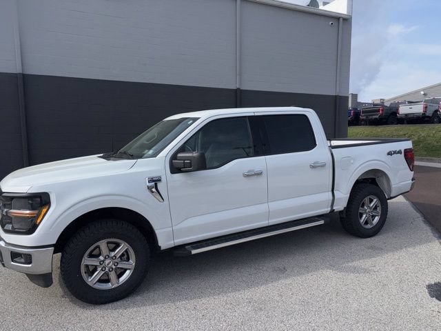 Certified 2025 Ford F150 XLT w/ Equipment Group 301A Standard AWD/4WD image 4