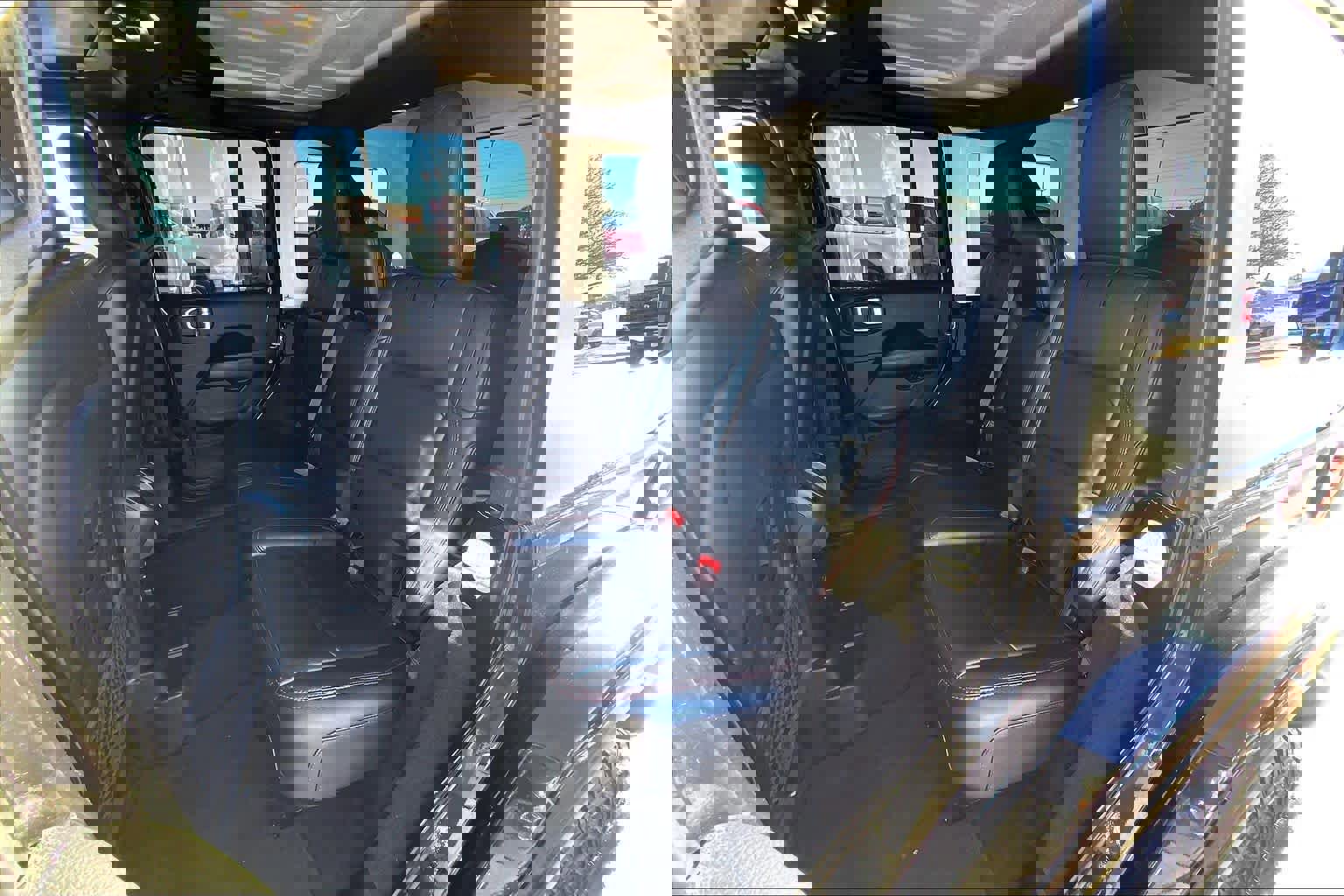 Used 2023 Jeep Wrangler Unlimited Rubicon image 20