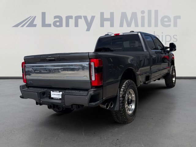 Certified 2023 Ford F350 Platinum AWD/4WD image 5