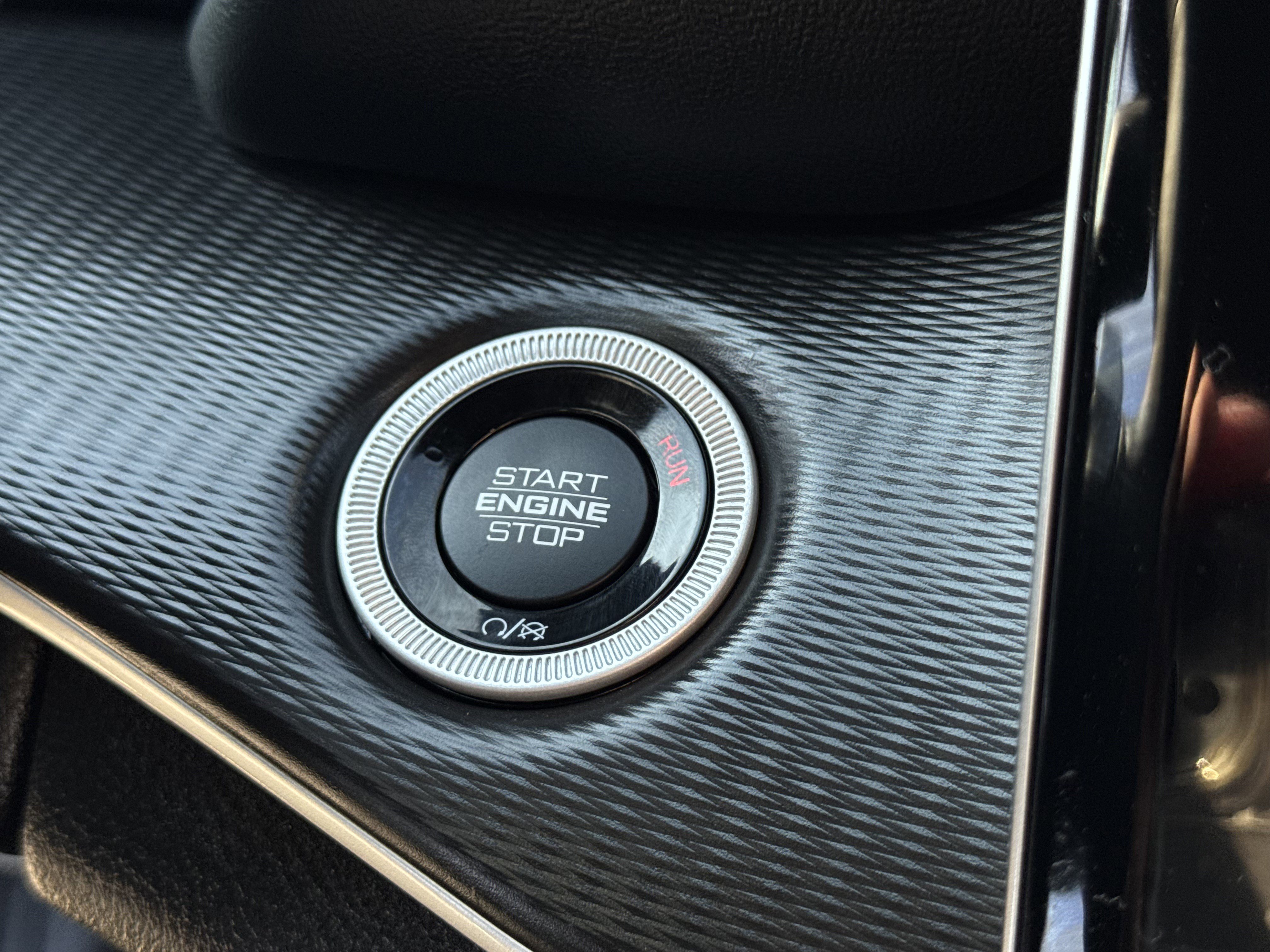 Used 2024 Jeep Grand Cherokee L Altitude image 22