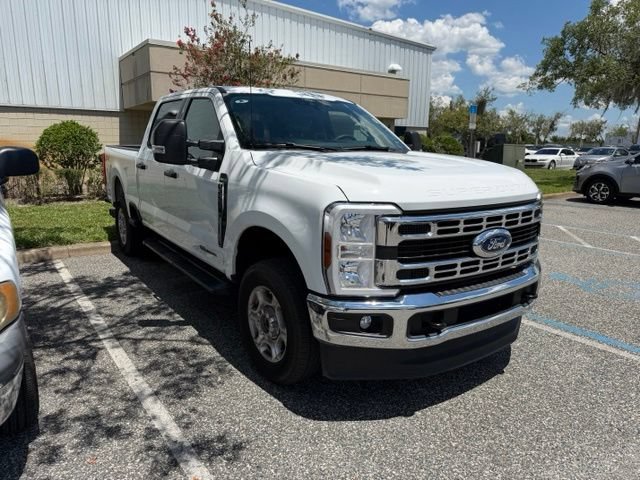 Certified 2025 Ford F250 XLT AWD/4WD image 2