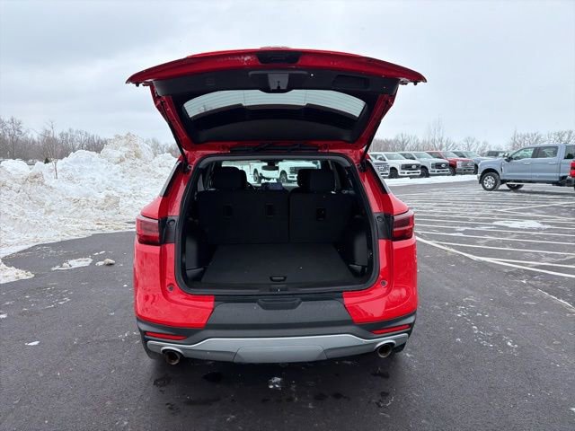 Used 2023 Chevrolet Blazer LT image 11