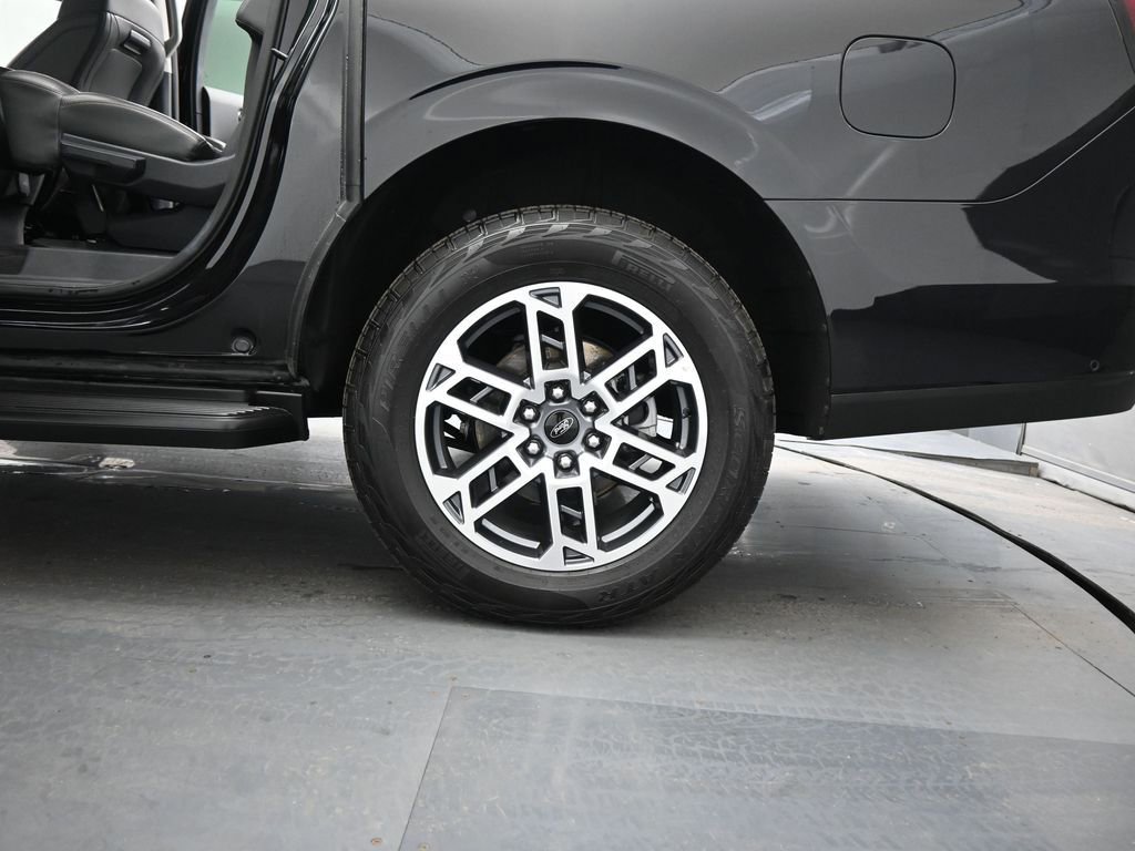 Certified 2025 Ford Expedition Max Active image 19