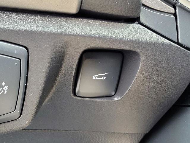 Certified 2018 Ford Fusion Energi SE image 19