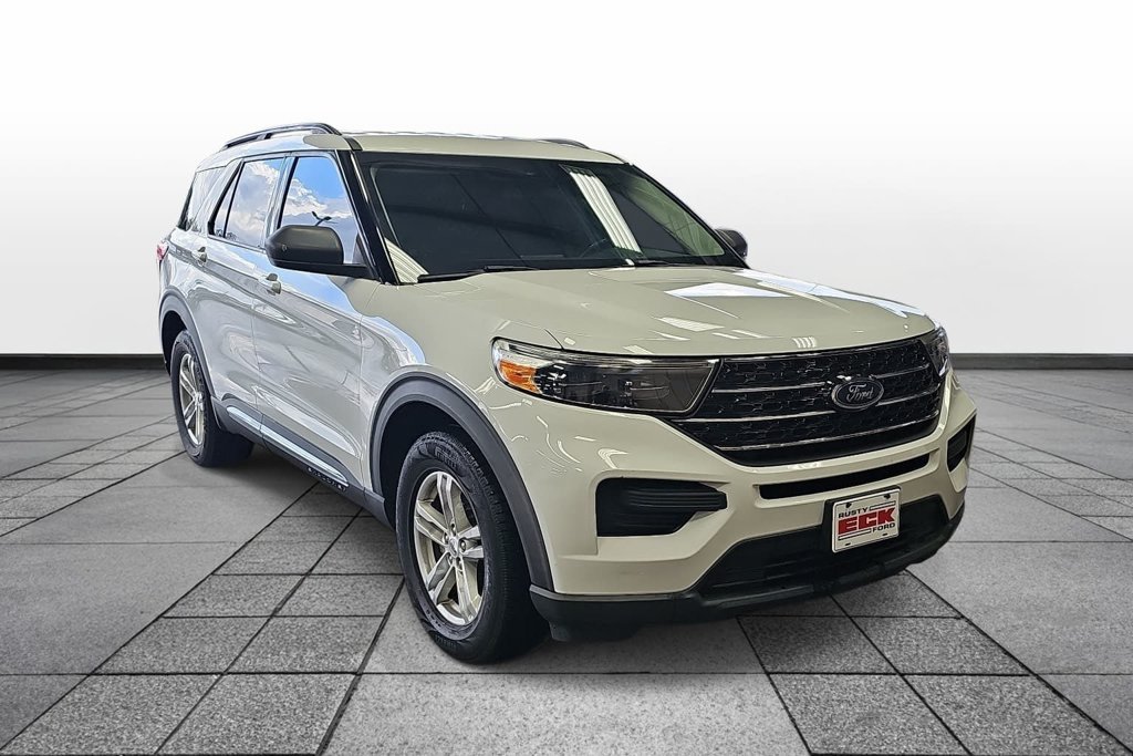Certified 2020 Ford Explorer XLT RWD image 3