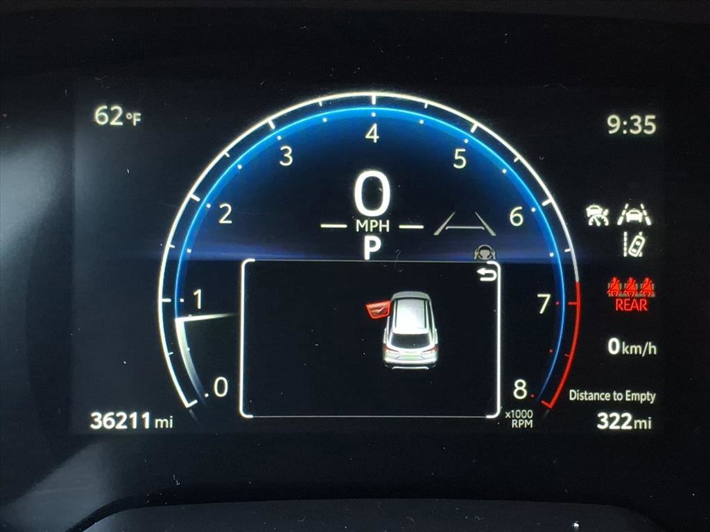 Used 2023 Toyota Corolla Cross XLE image 18