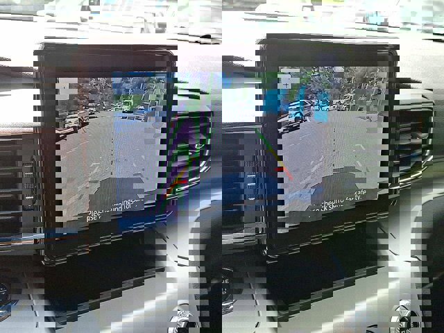 Certified 2022 Ford Explorer XLT w/ Equipment Group 202A image 20