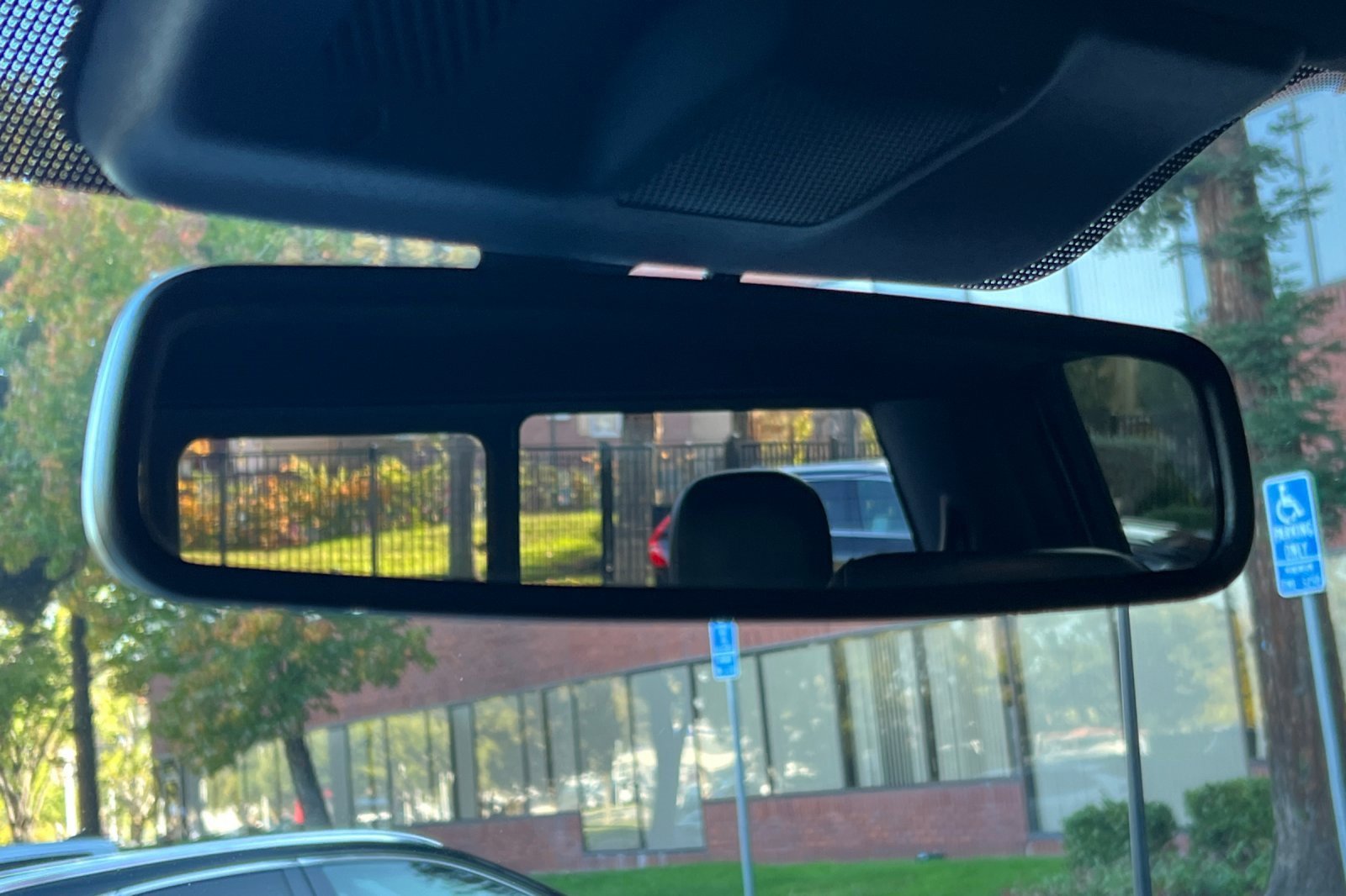 Certified 2021 Ford F150 Lariat w/ Equipment Group 502A High image 23