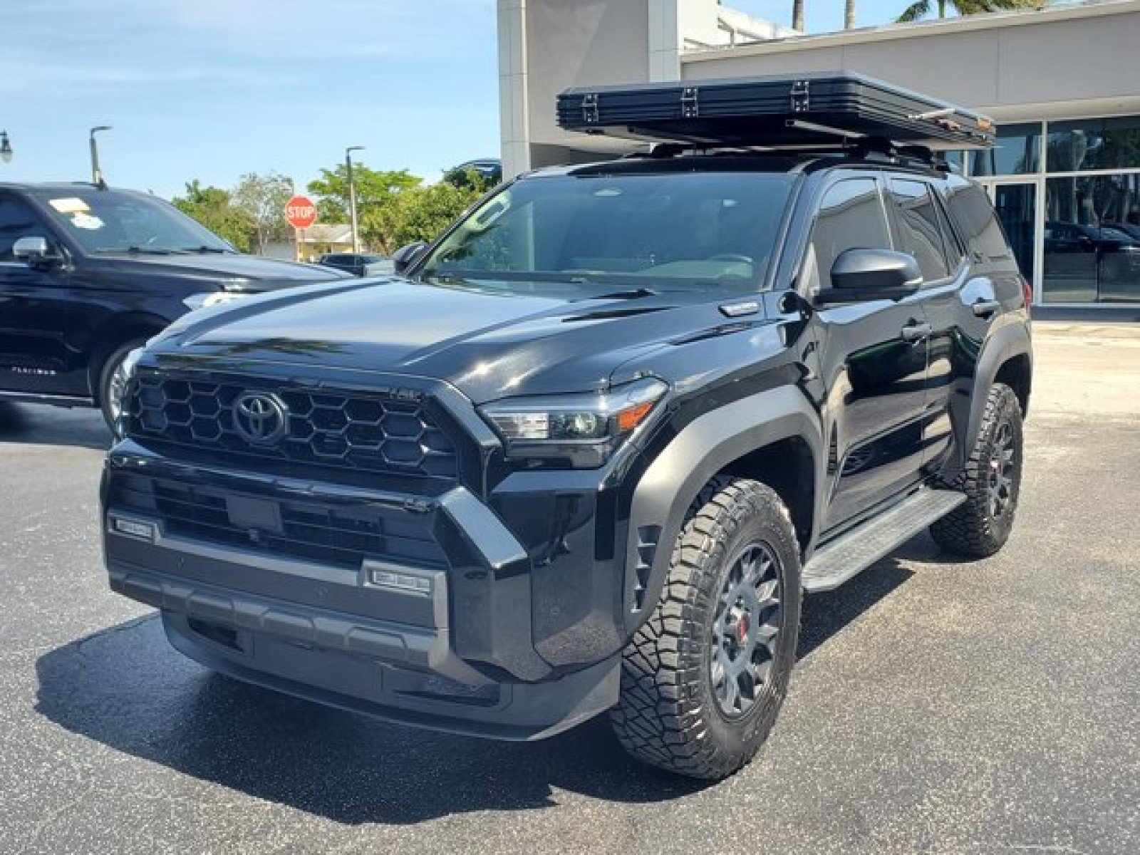 Used 2025 Toyota 4Runner TRD Off-Road Premium AWD/4WD image 3