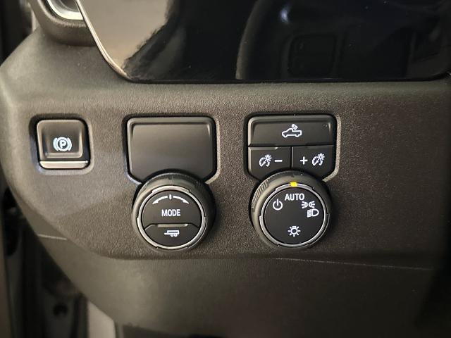 Used 2024 Chevrolet Silverado 1500 LT RWD image 19