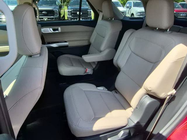 Certified 2024 Ford Explorer Limited w/ Limited Technology Package RWD image 8