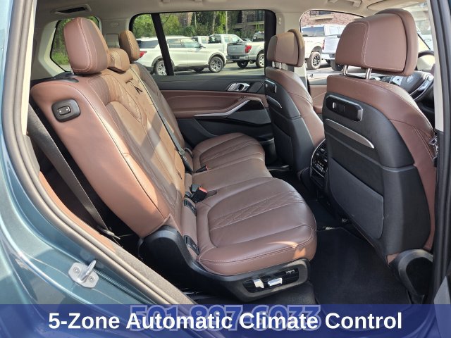 Used 2025 BMW X7 xDrive40i AWD/4WD image 19