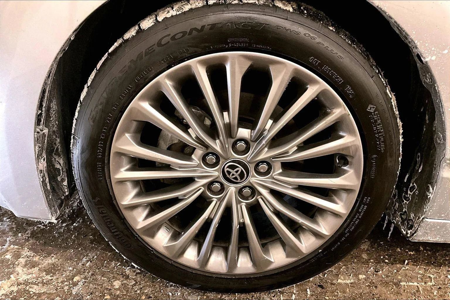 Used 2022 Toyota Avalon Limited w/ Advanced Safety Package image 8