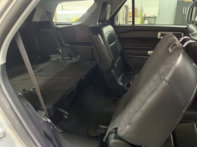 Certified 2022 Ford Explorer XLT w/ Equipment Group 202A image 40