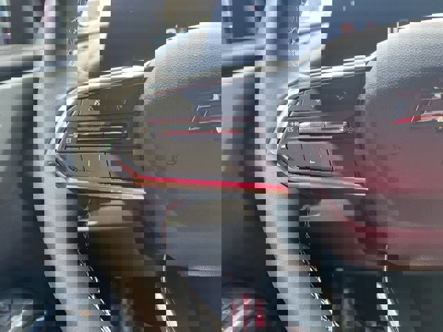 Used 2024 Chevrolet Traverse LT w/ Midnight/Sport Edition image 28