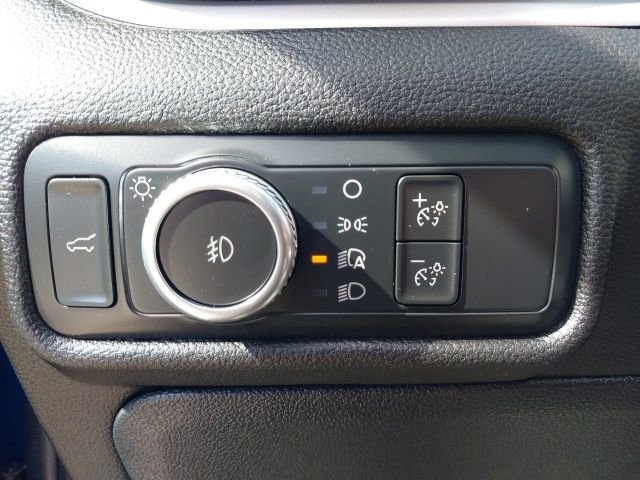 Certified 2022 Ford Explorer XLT w/ Equipment Group 202A image 16