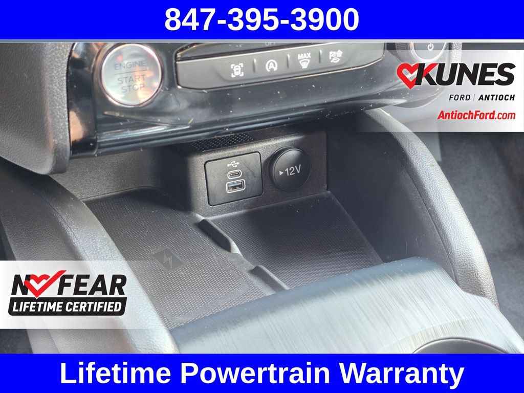 Certified 2025 Ford Escape Platinum AWD/4WD image 46