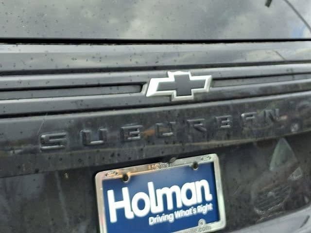 Used 2023 Chevrolet Suburban RST w/ Sport Performance Package image 33