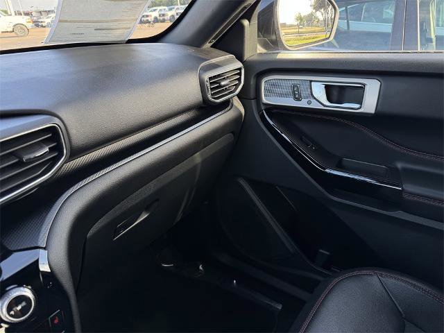 Certified 2022 Ford Explorer ST-Line w/ Class IV Trailer Tow Package image 29