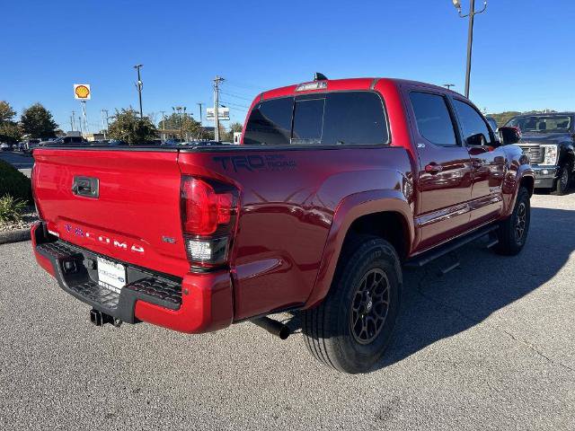 Used 2022 Toyota Tacoma SR5 RWD image 4