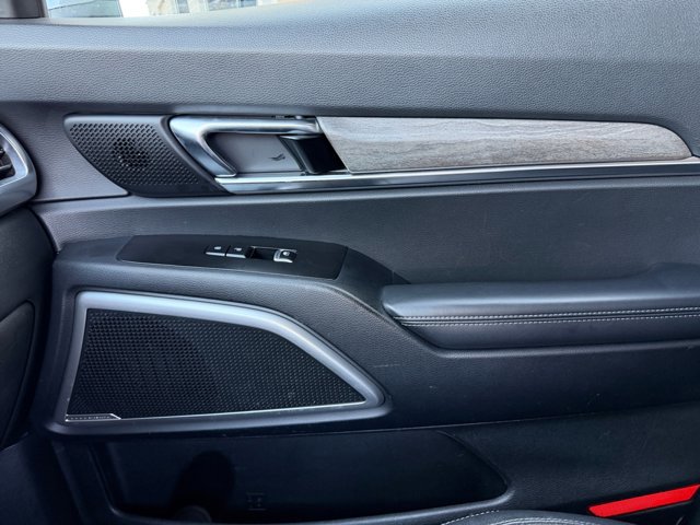 Used 2022 Kia Telluride EX w/ EX Premium Package image 16