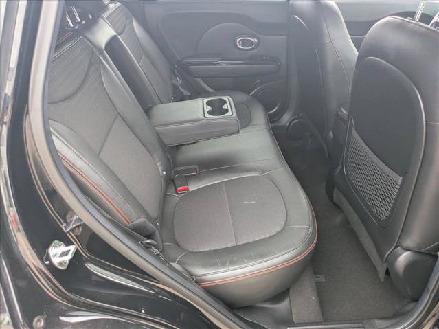 Used 2018 Kia Soul ! FWD image 18