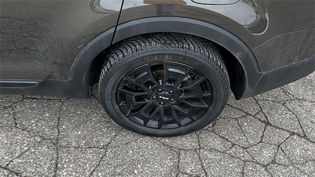 Used 2022 Kia Telluride EX w/ EX Premium Package image 27