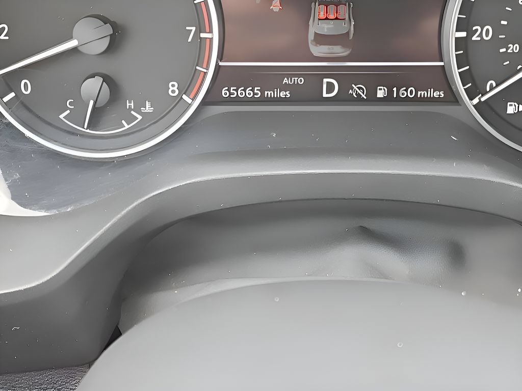 Used 2024 Nissan Rogue SV AWD/4WD image 25