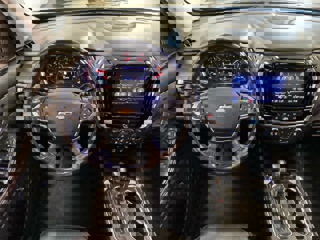 Used 2021 Chevrolet Traverse LT w/ LT Premium Package image 13