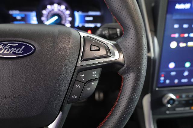 Certified 2024 Ford Edge ST-Line AWD/4WD image 17