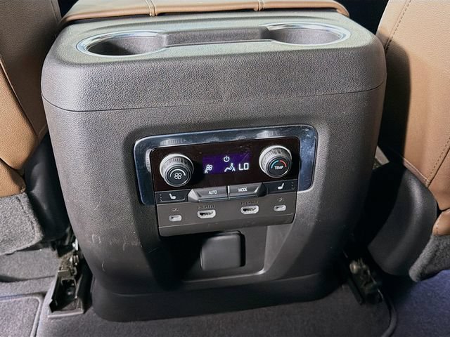Used 2023 Chevrolet Tahoe High Country w/ Advanced Technology Package AWD/4WD image 32