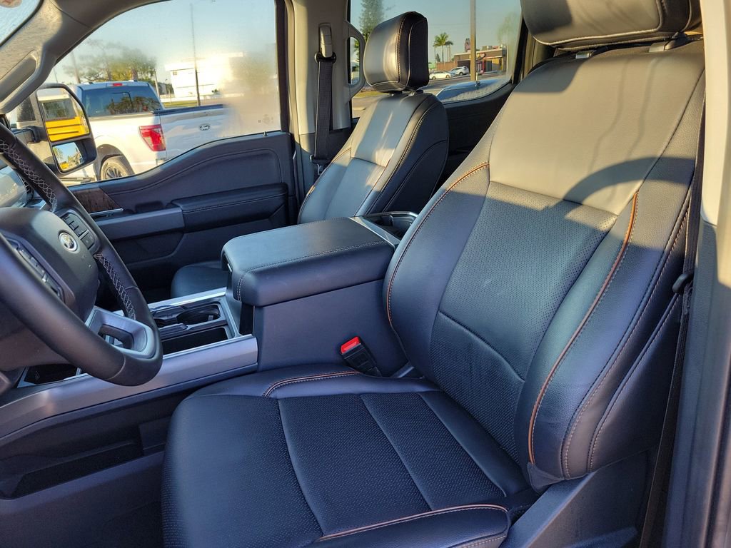 Certified 2025 Ford F350 Lariat w/ Lariat Ultimate Package AWD/4WD image 22