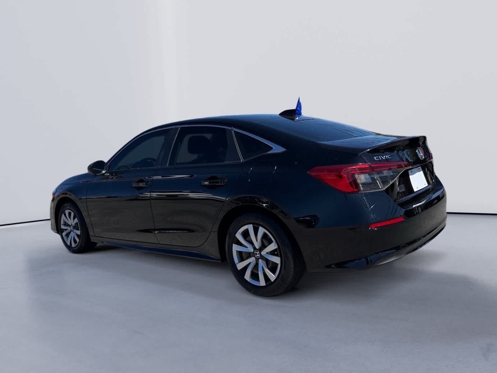 Used 2022 Honda Civic LX image 3