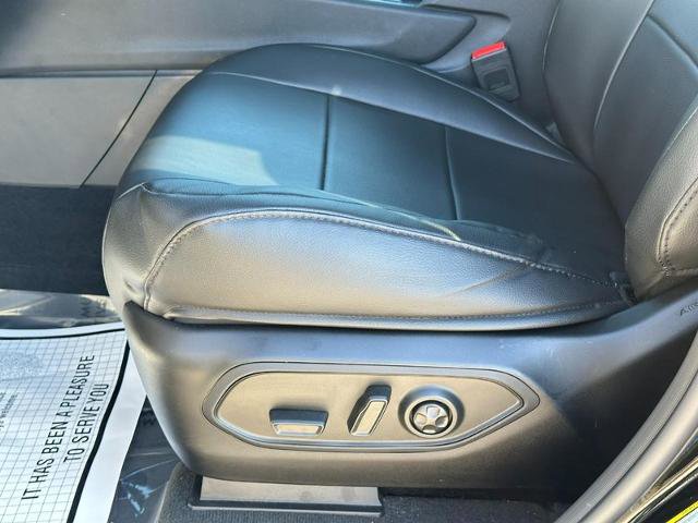 Used 2024 Jeep Grand Cherokee Laredo X w/ Luxury Tech Group I image 18