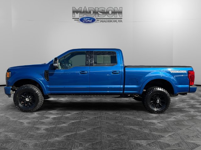 Certified 2022 Ford F250 Lariat w/ Tremor Off-Road Package AWD/4WD image 2