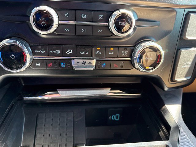 Certified 2024 Ford F350 Lariat w/ Chrome Package AWD/4WD image 26