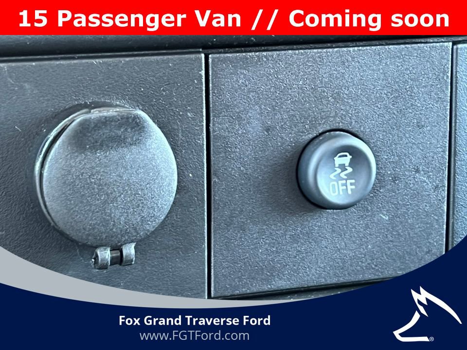 Used 2025 Chevrolet Express 3500 LT w/ LT Preferred Equipment Group image 23