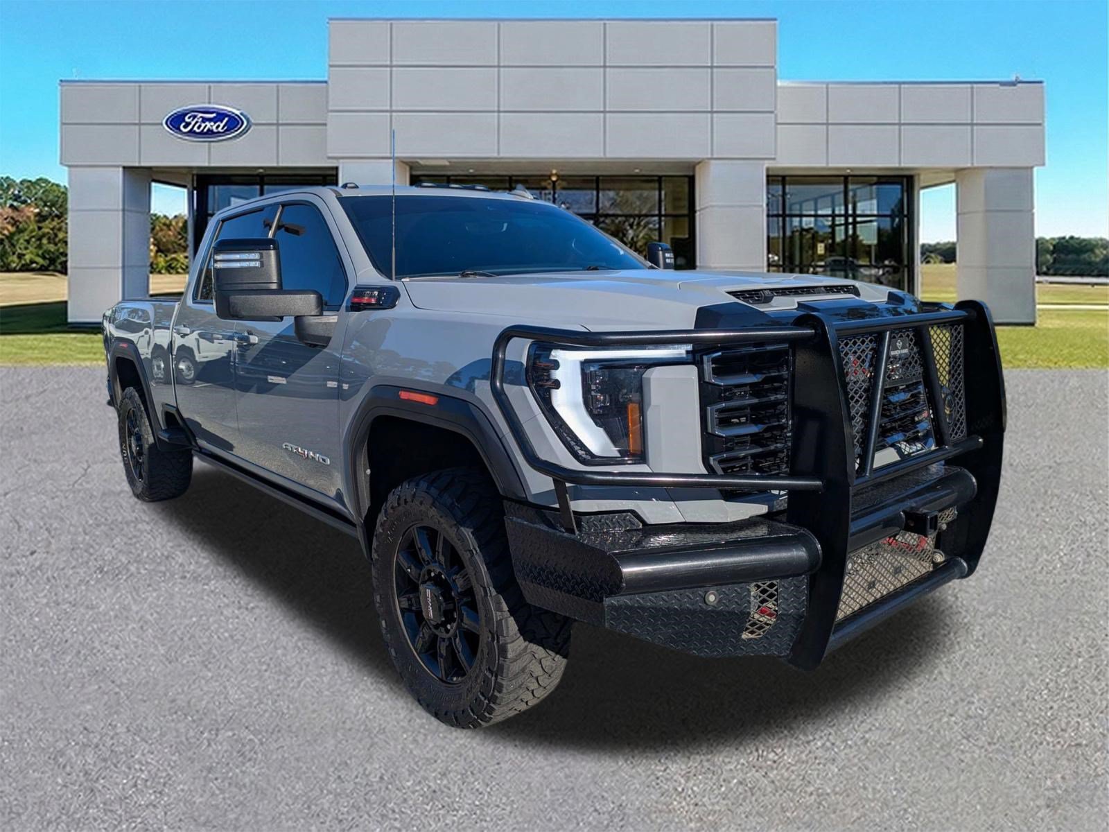 Used 2025 GMC Sierra 2500 AT4 w/ AT4 Premium Plus Package
