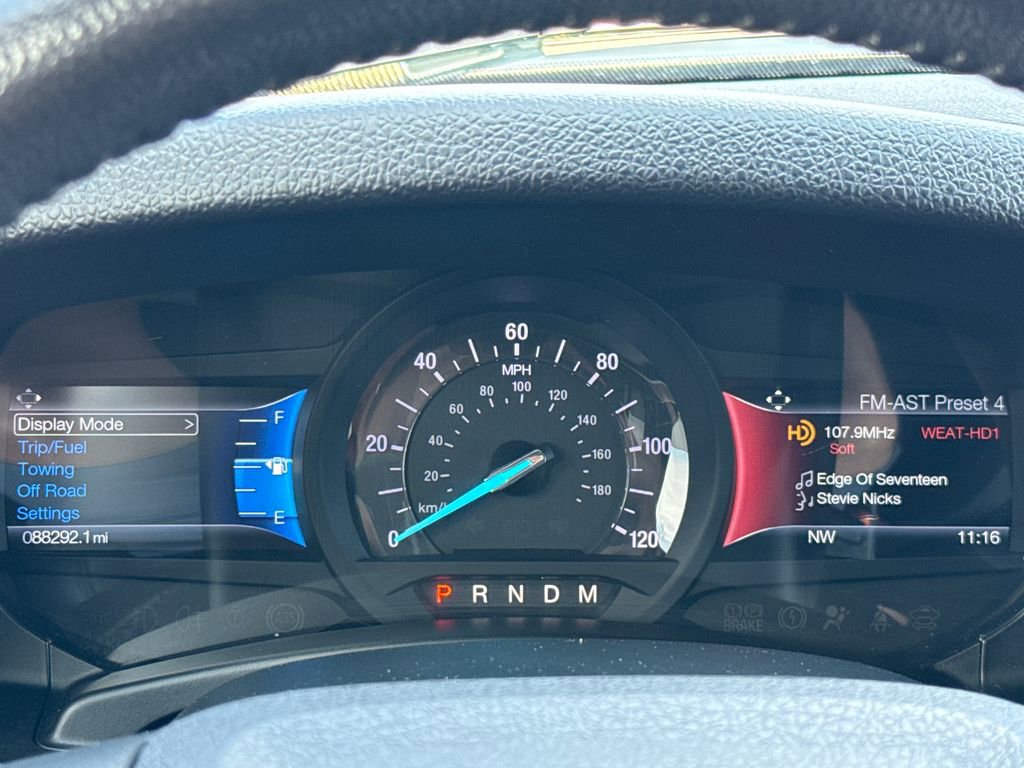 Certified 2017 Ford Expedition XLT w/ Equipment Group 202A image 17