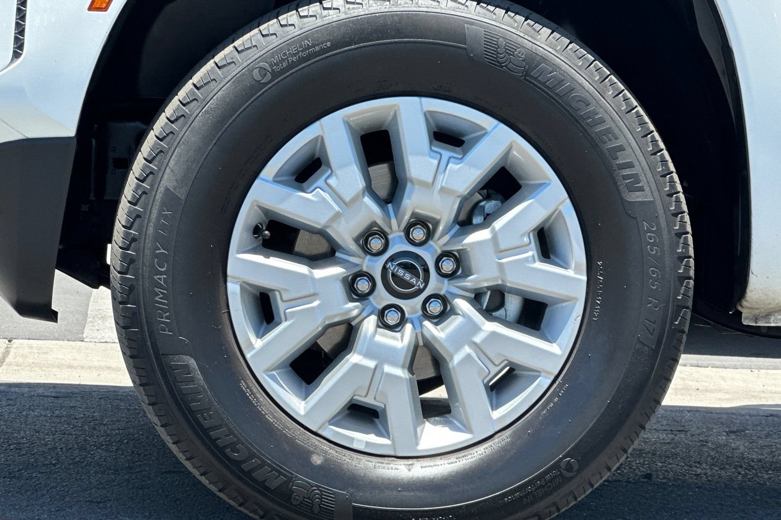 Used 2023 Nissan Frontier SV AWD/4WD image 24