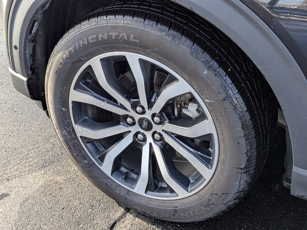 Certified 2020 Ford Explorer ST w/ Premium Technology Package image 11