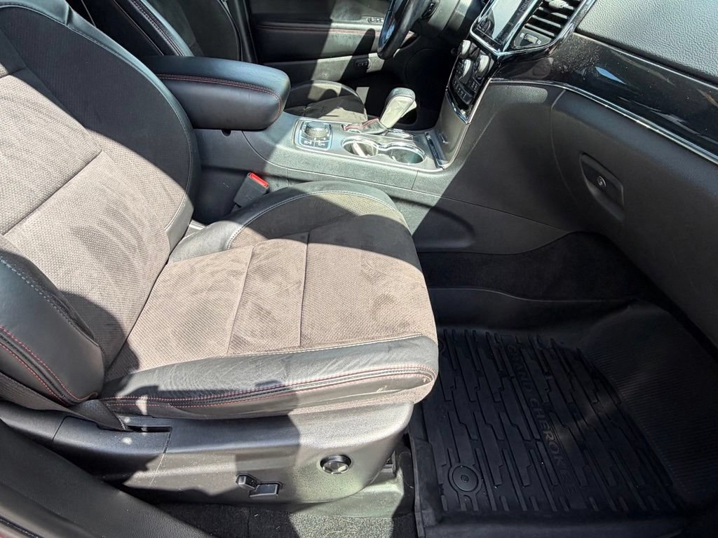 Used 2020 Jeep Grand Cherokee Trailhawk AWD/4WD image 40
